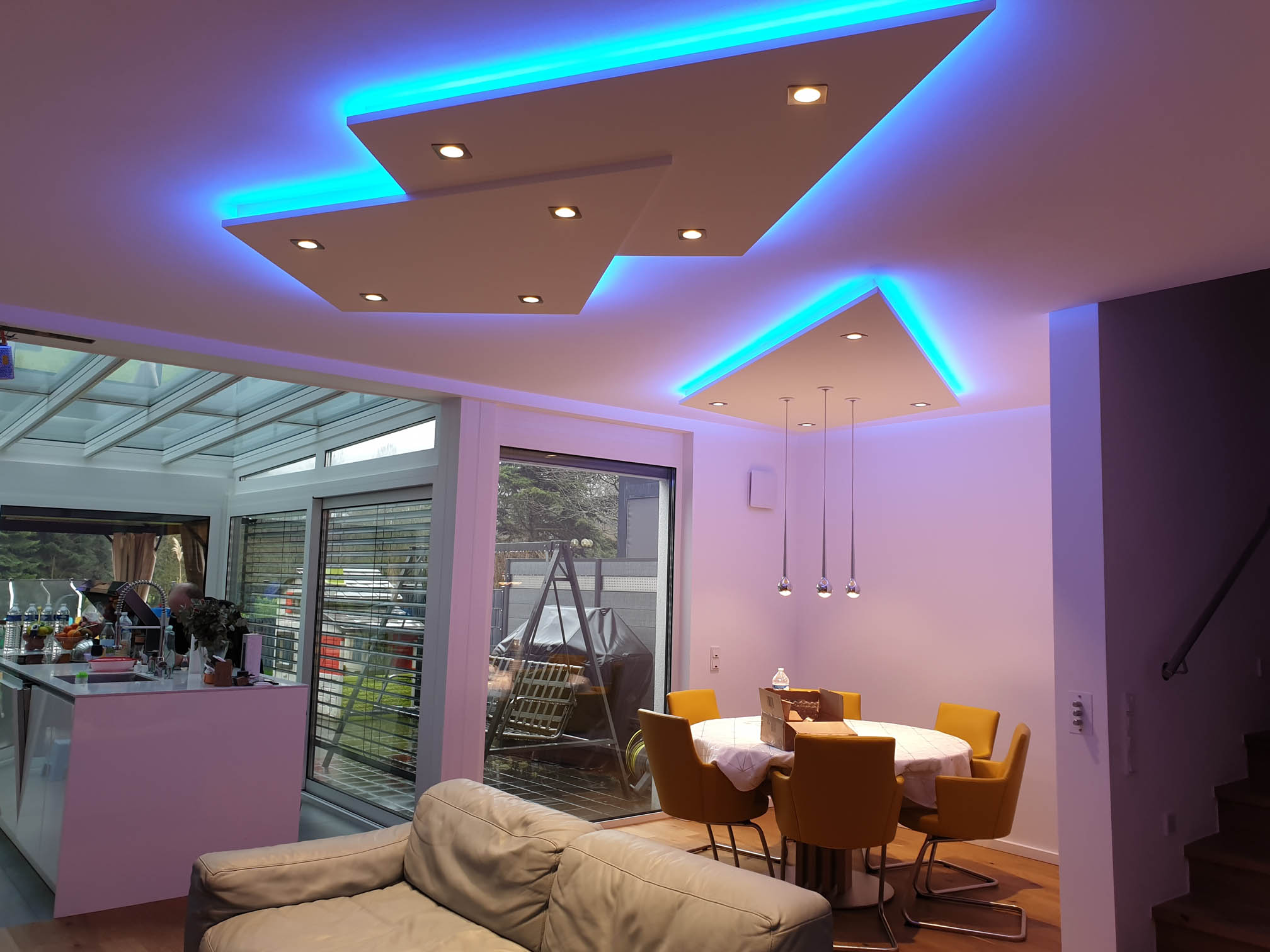 Execution of a suspended ceiling